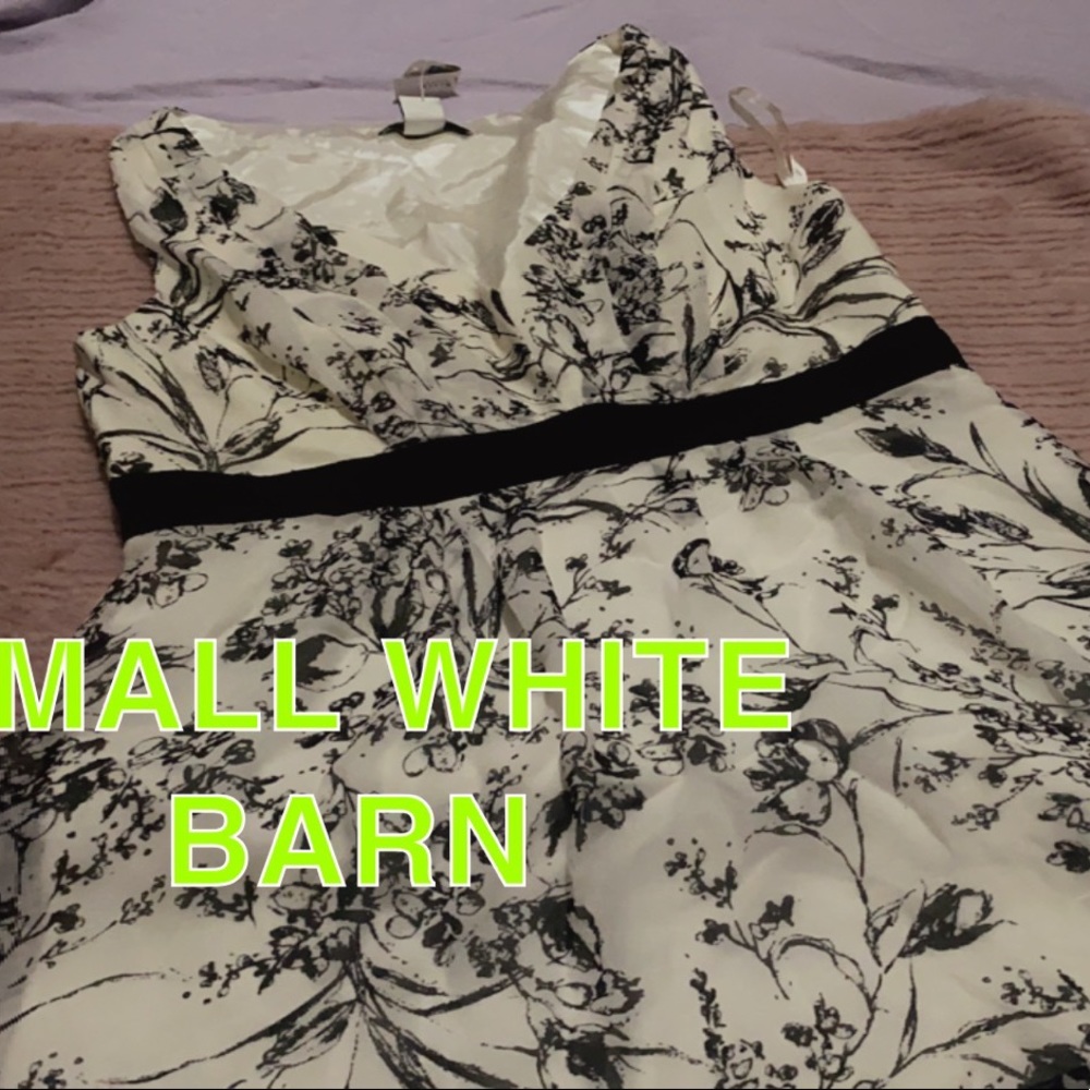 Small size white barn blouse